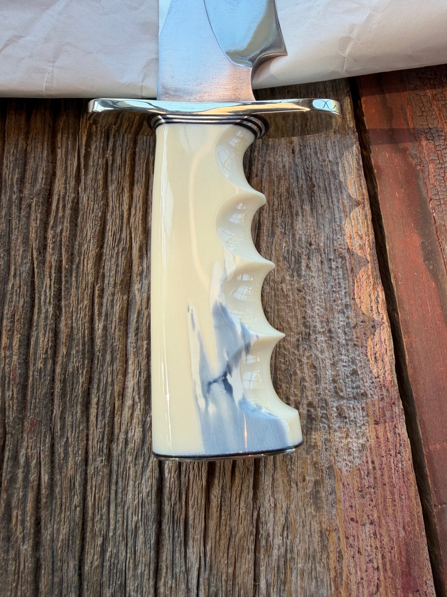 NOTE : Item is part of my personal Collection. Adding to cart will not result in sale. New in Paper Randall Model 12-11 Dealer Special Large Sasquatch Huge piece of Pearly White Fossil walrus Ivory, Finger Groves , # 1120 Nickel Silver Hilt and butt cap.