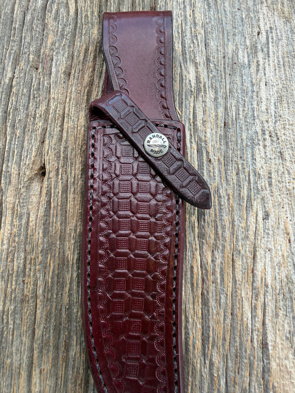 Rare Randall Sullivans by Gutcher Knife Sheath for a Model 12-6 curved hilt. Ox Blood Red leather  with a beautiful  basket weave pattern. Randall Snap and stamp on the back.