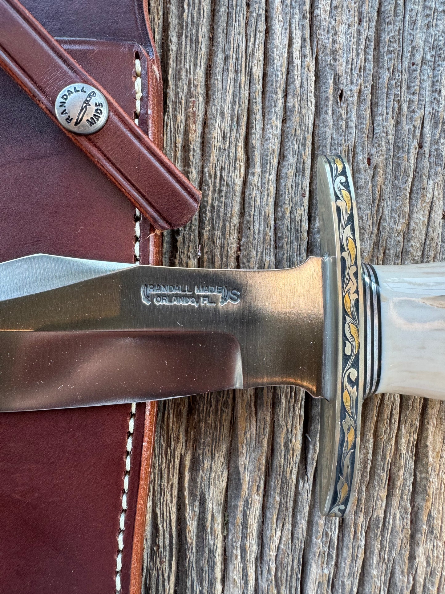 Nice Randall Knife Model 12-8 Big Bear. Gorgeous piece of creamy Fossil Walrus Ivory. Jere Davidson gold inlay engraved Nickel silver hilt and butt plate,Stainless steel.
