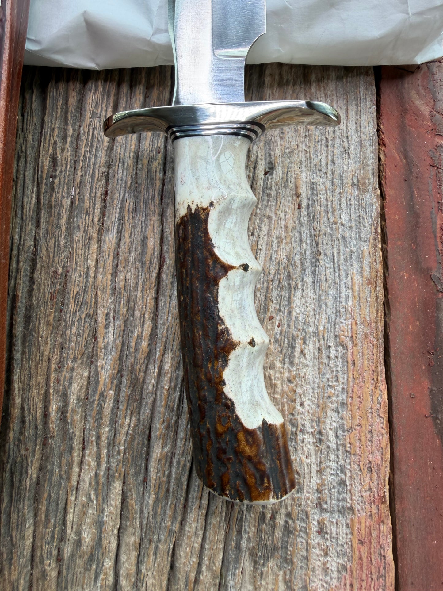 New in Paper Randall Made Knife Model 1-8 Stag with finger grooves handle, Stainless, Nickel silver Hilt, black and aluminum spacers, loaded!!