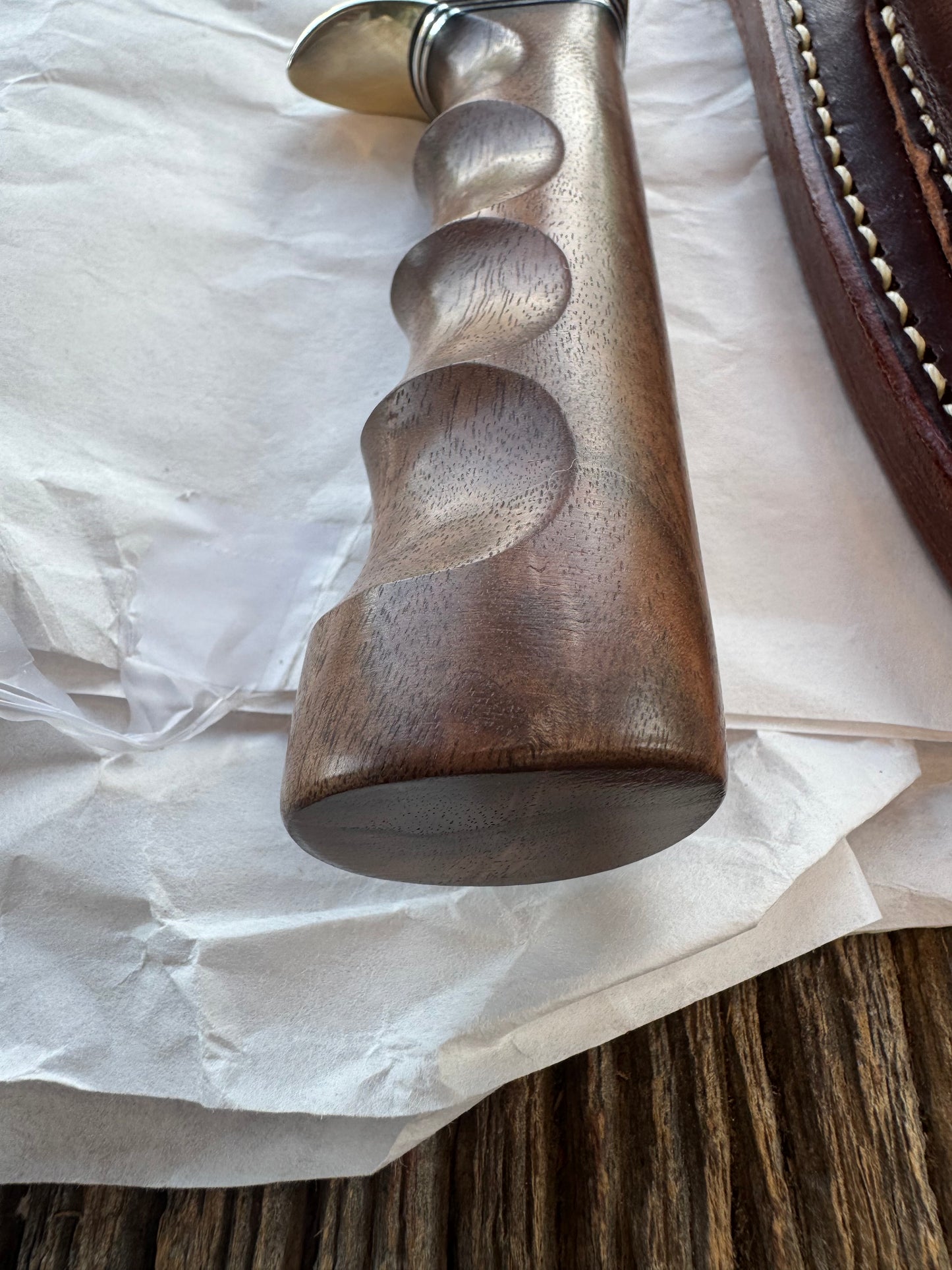 New in Paper Randall Knife Model 12-6 , Thuya wood, NSH , Finger grooves, Stainless