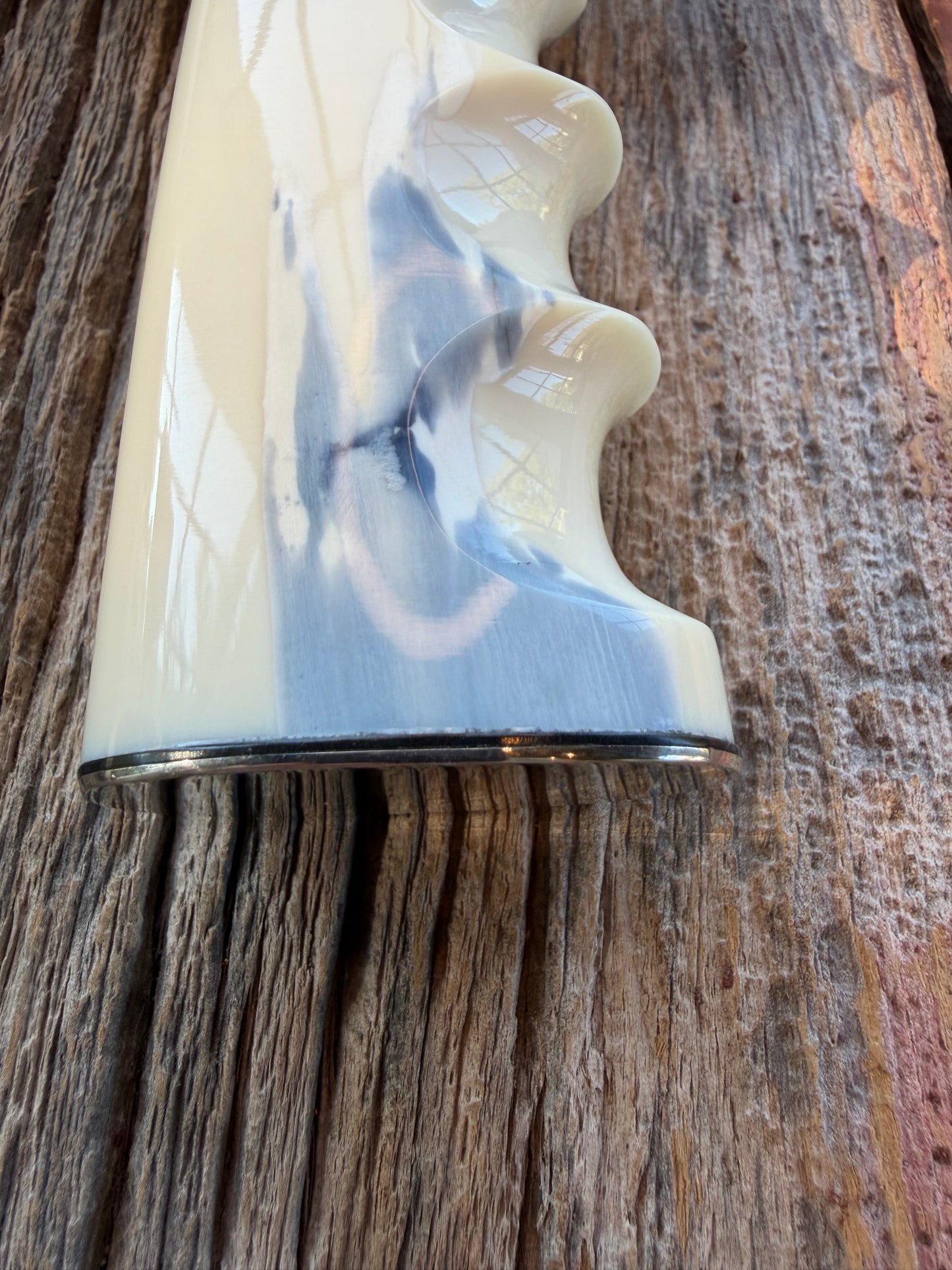 NOTE : Item is part of my personal Collection. Adding to cart will not result in sale. New in Paper Randall Model 12-11 Dealer Special Large Sasquatch Huge piece of Pearly White Fossil walrus Ivory, Finger Groves , # 1120 Nickel Silver Hilt and butt cap.