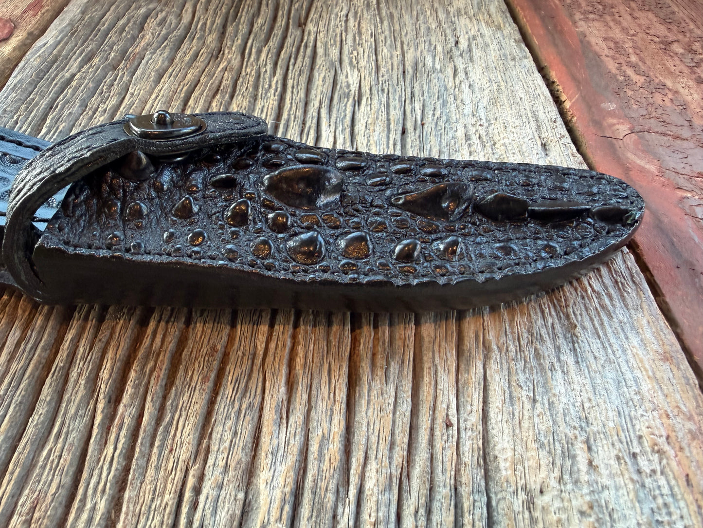 Randall Model 27 Trailblazer in Exotic Black Snapping Turtle Horned/Dragon Tail Sheath from Treeman. New version with a Black Canteen Snap.