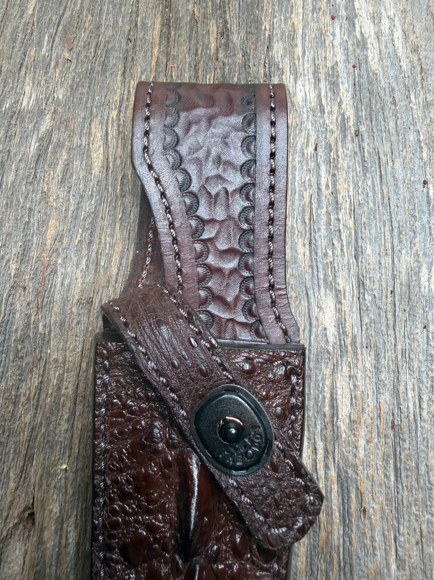 Randall Model 27 Sheath in Exotic Dark Brown Snapping Turtle by Treeman. Straight hilt and new black canteen snap… Spiked Dragon tail portion of the turtle.