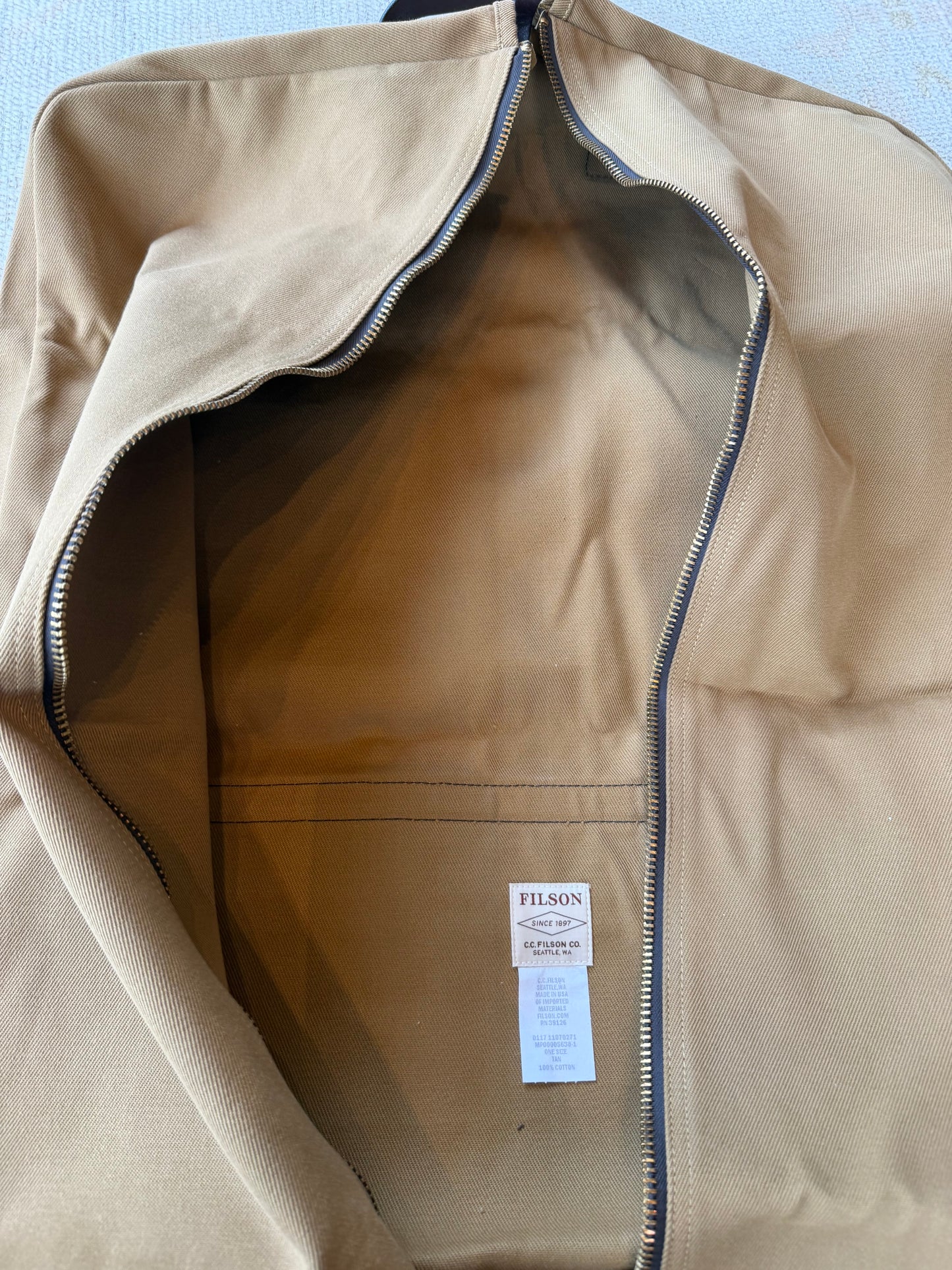 Filson Suit Cover Garment Bag Travel Rare Dark Tan Canvas Leather #70271 NWOT