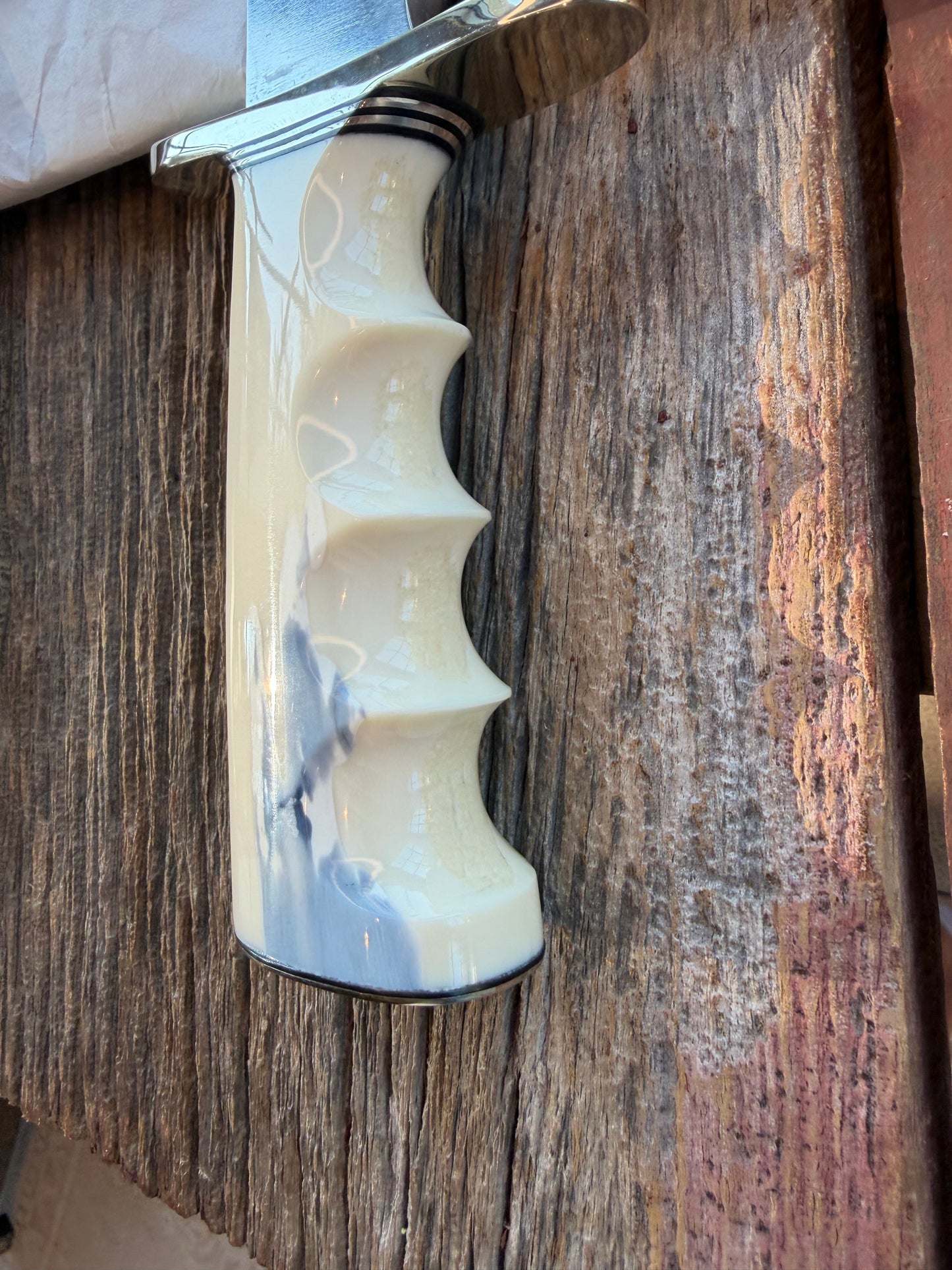 NOTE : Item is part of my personal Collection. Adding to cart will not result in sale. New in Paper Randall Model 12-11 Dealer Special Large Sasquatch Huge piece of Pearly White Fossil walrus Ivory, Finger Groves , # 1120 Nickel Silver Hilt and butt cap.