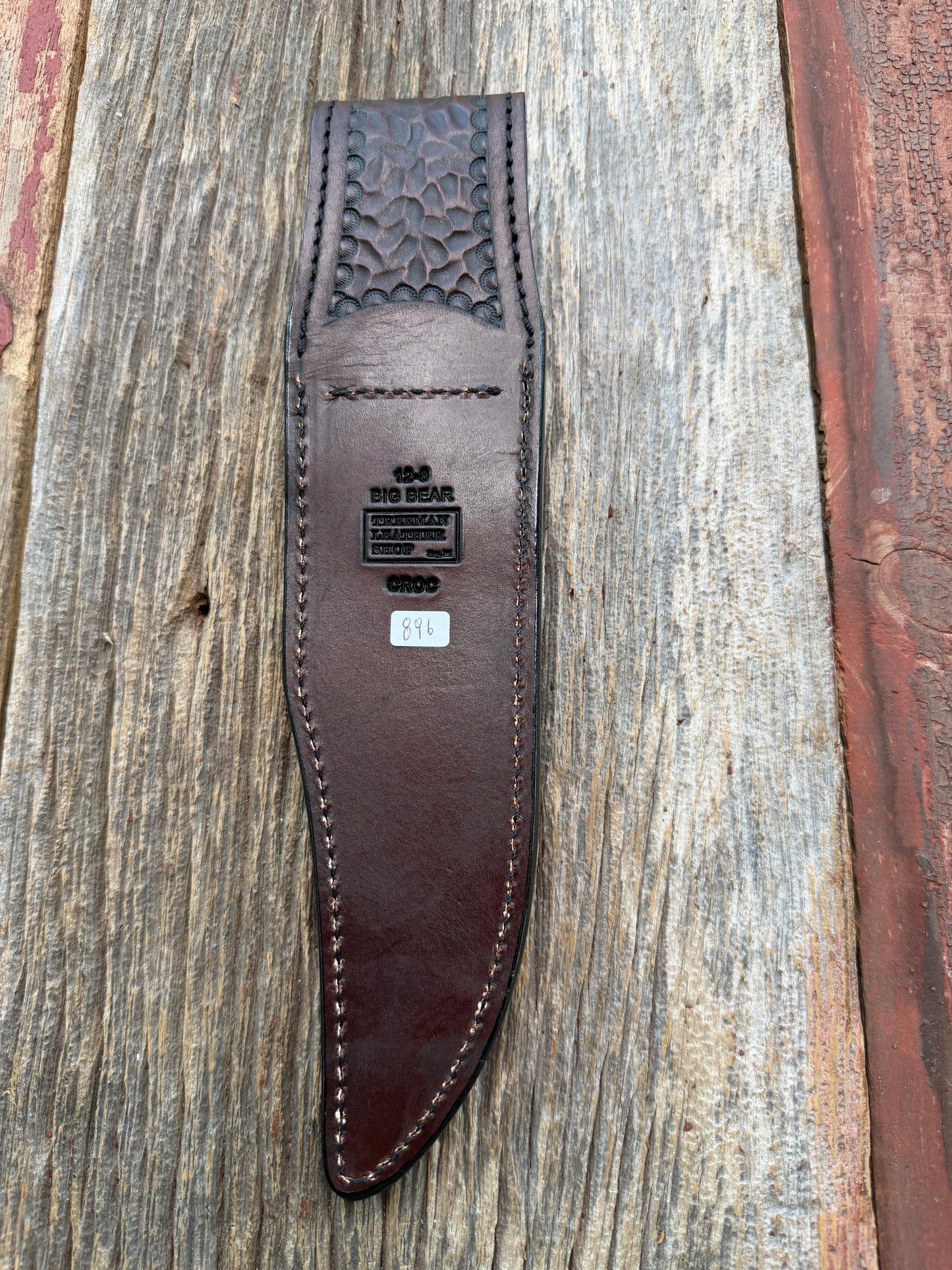 New Randall Model 12-8 Sheath in Exotic Dark Brown Matte Crocodile from Treeman with the newest Black Canteen snap. Killer sheath.