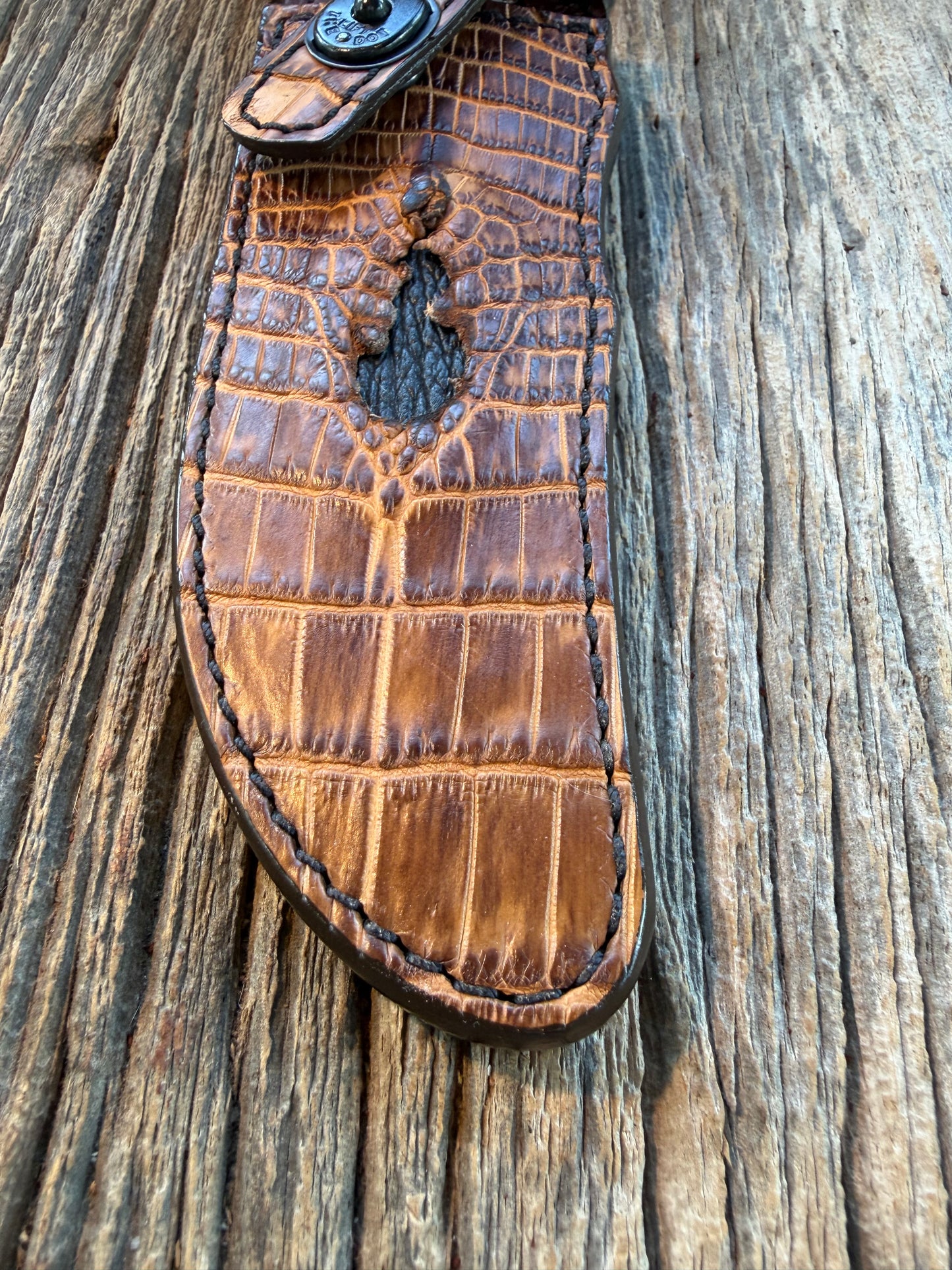 New Randall Model 4-6F Sheath in Exotic Tan Matte Anus Crocodile from Treeman with the newest Black Canteen snap. (Copy)