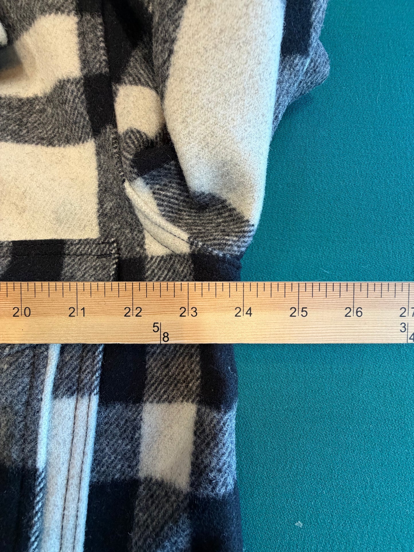 Filson Mackinaw Wool Cruiser Jacket Natural & Black Plaid Mens NWT Medium