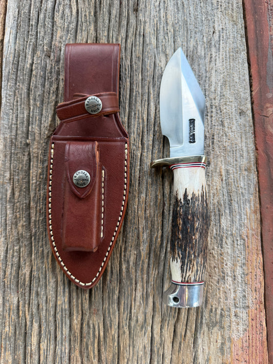 Nice Randall Model 19-4 with a Gnarly Stag. Nickel silver Single Hilt and Aluminum crows beak Butt plate. RWB spacers.