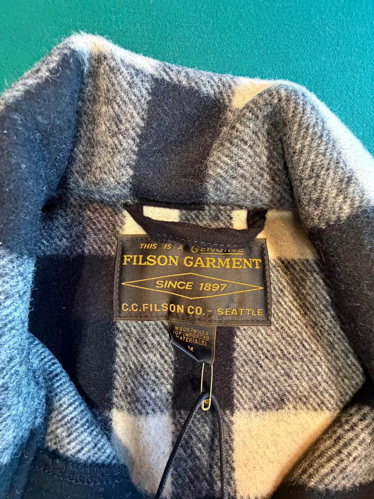 Filson Mackinaw Wool Cruiser Jacket Natural & Black Plaid Mens NWT Medium