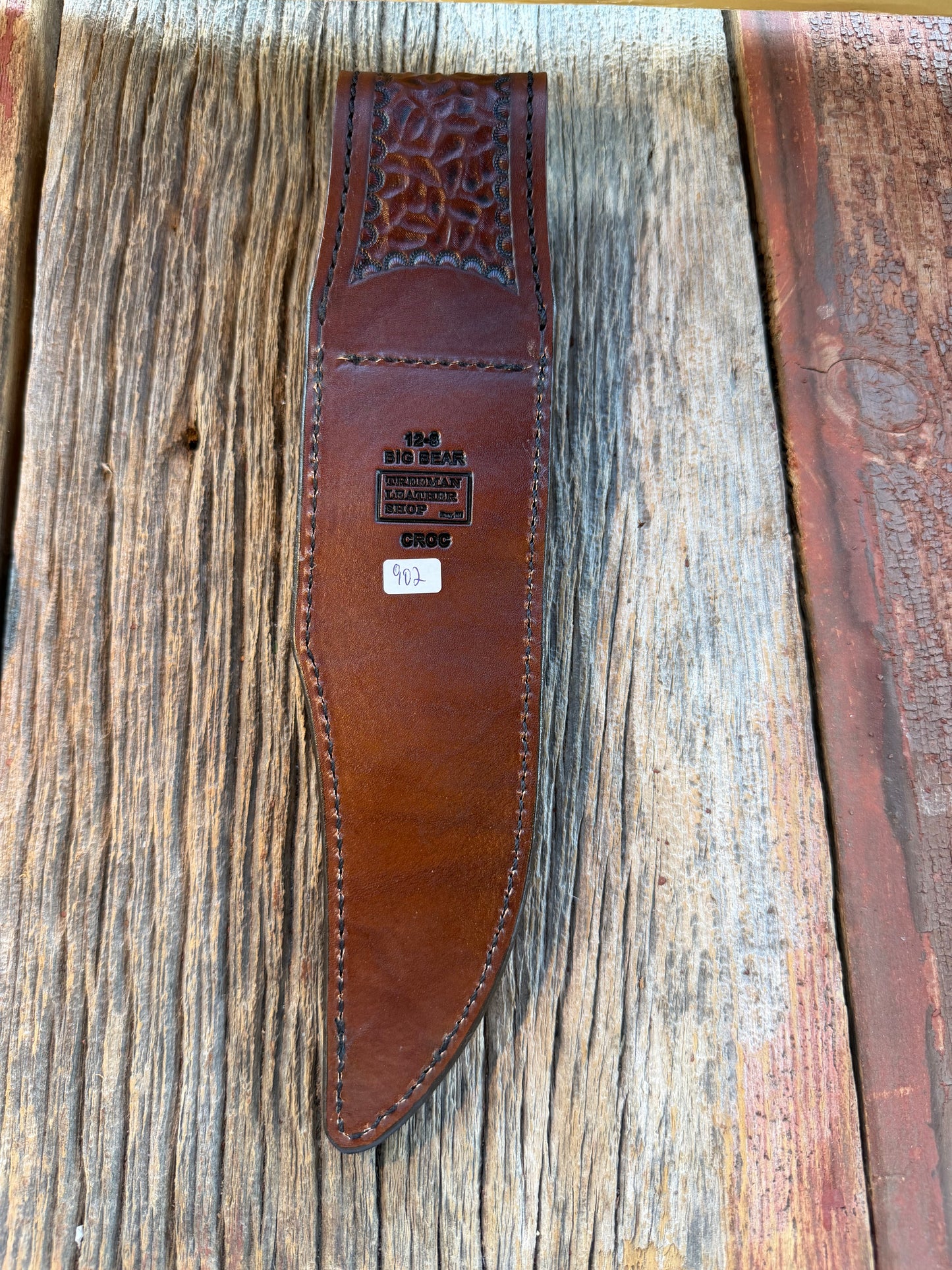 New Randall Model 12-8 Sheath in Exotic Tan Matte Anus Crocodile from Treeman with the newest Black Canteen snap.