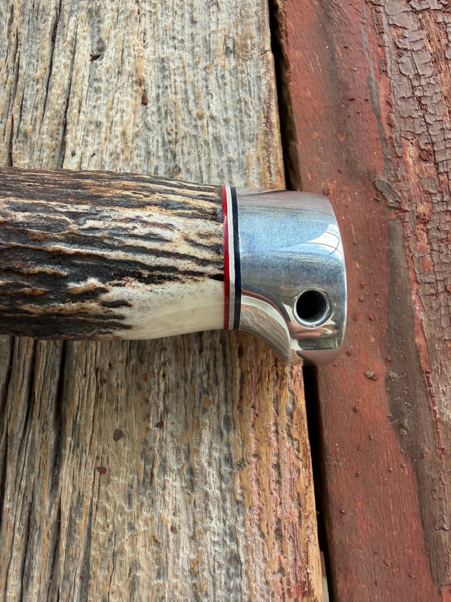 Nice Randall Model 19-4 with a Gnarly Stag. Nickel silver Single Hilt and Aluminum crows beak Butt plate. RWB spacers.