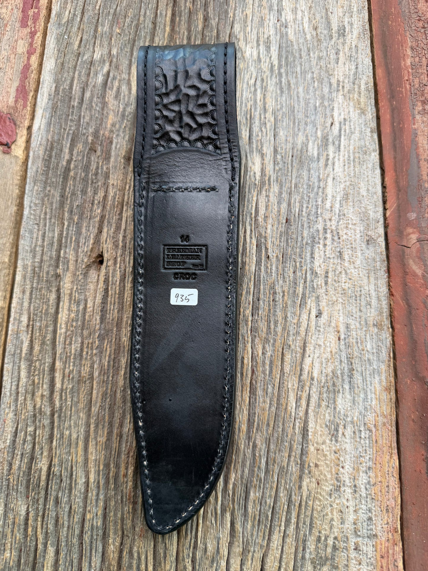 New Randall Model 14 Sheath in Exotic Black Matte Crocodile from Treeman with the newest Black Canteen snap. Killer sheath.