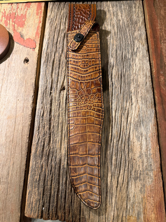 New Randall Model Confederate Sheath in Exotic Tan Crocodile from Treeman. Black canteen Snap, Beautiful sheath.
