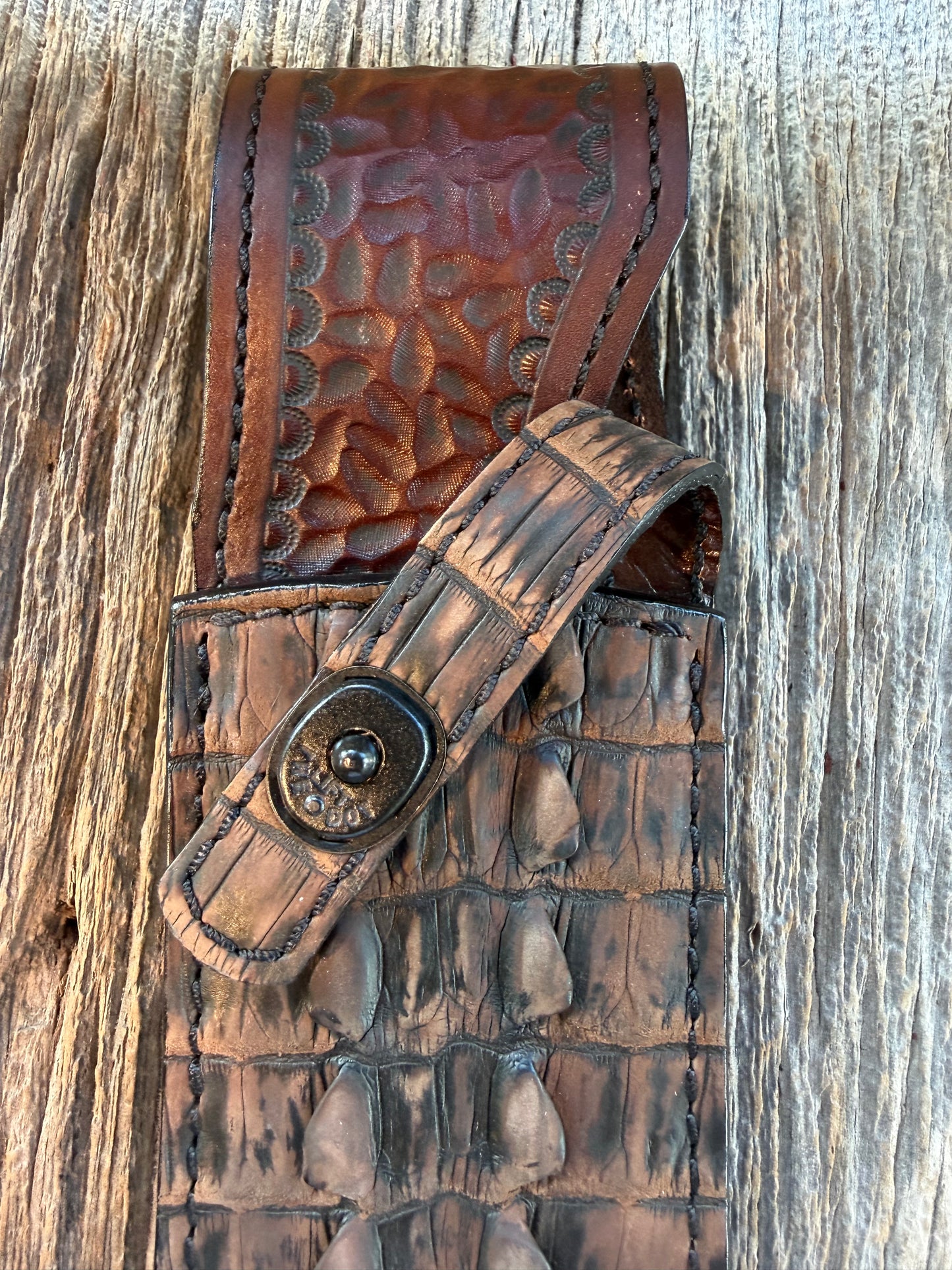 New Randall Model Confederate Sheath in Exotic Dark Brown Sueded Crocodile Tail from Treeman with the newest Black Canteen snap.