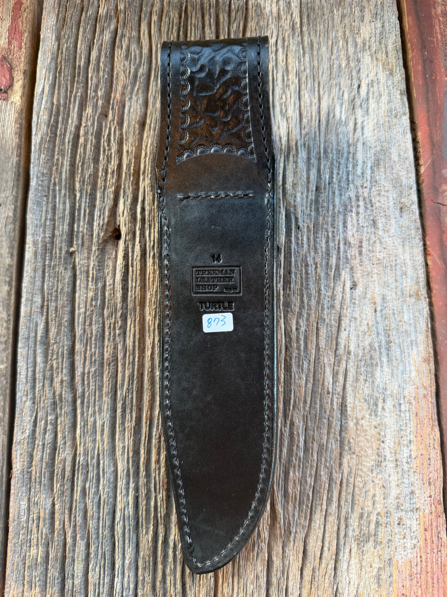 Randall Model 14 in Exotic Black Snapping Turtle Horned/Dragon Tail Sheath from Treeman. New version with a Black Canteen Snap. ( Monster horns)