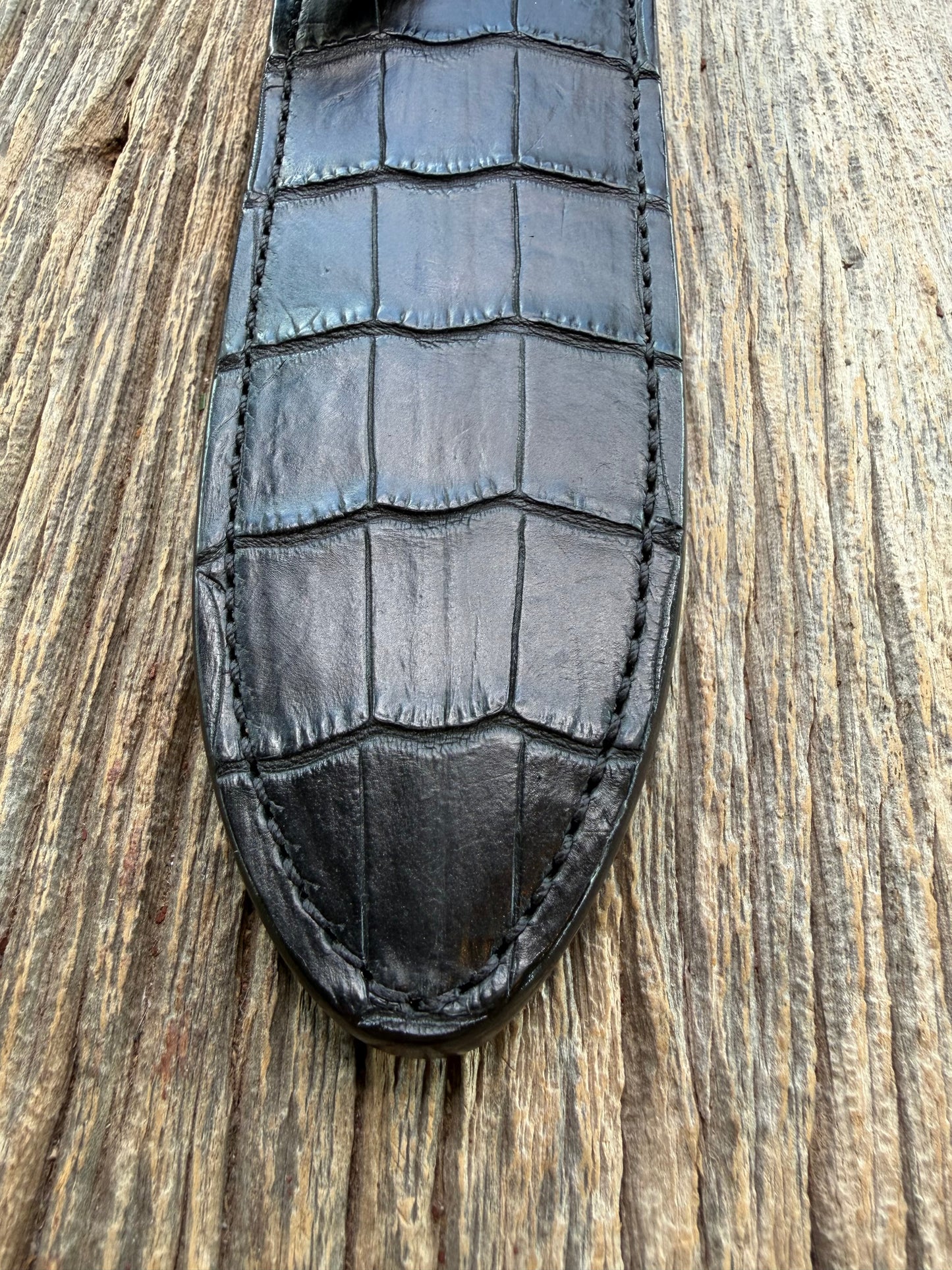 New Randall Model Clinton Special Sheath in Exotic Black Matte Crocodile from Treeman with the newest Black Canteen snap. Killer sheath.