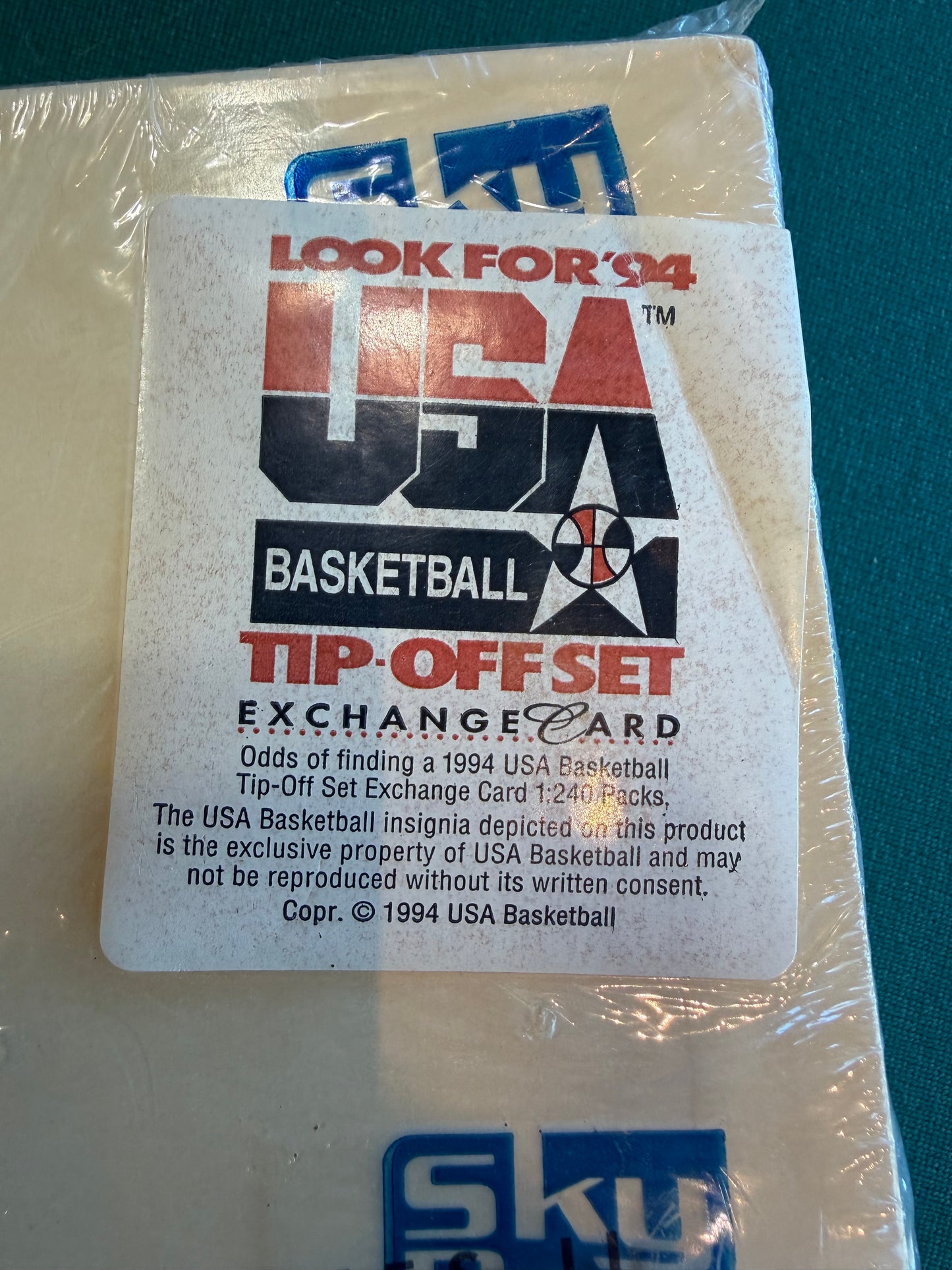 1993-94 SKYBOX PREMIUM SERIES II 2 NBA BASKETBALL BOX NEW SEALED