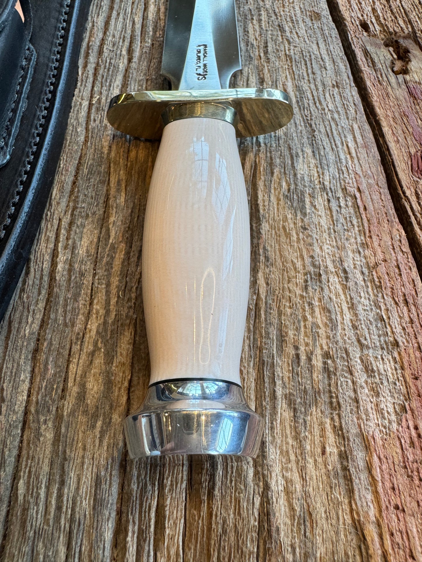 New Randall Knife Model 2-8 Warther Resin Ivory. Nickel Silver Hilt plus collar. Stainless Steel Blade, flanged butt cap.
