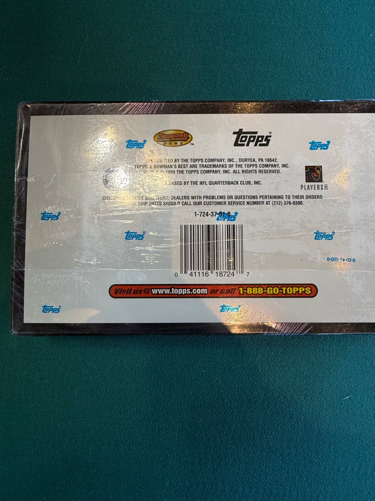 1998 Bowman's Best NFL Football - Factory Sealed Hobby Box 24 packs per box, 6 cards per pack.