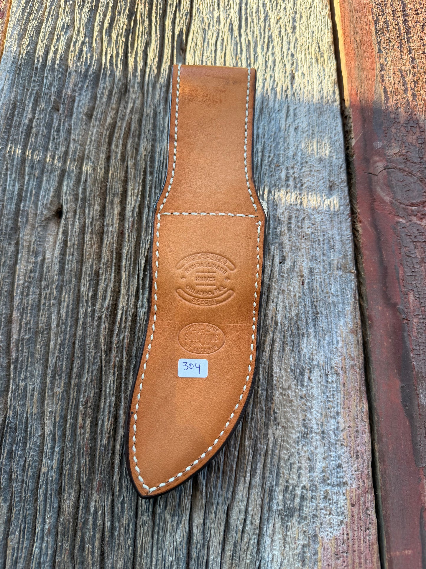 NOTE : Item is part of my personal Collection. Adding to cart will not result in sale. Rare Randall Sullivans by Gutcher Exotic Rattlesnake Knife Sheath for a Bowles Special. Randall Snap and Beautiful Diamond inlay pattern.