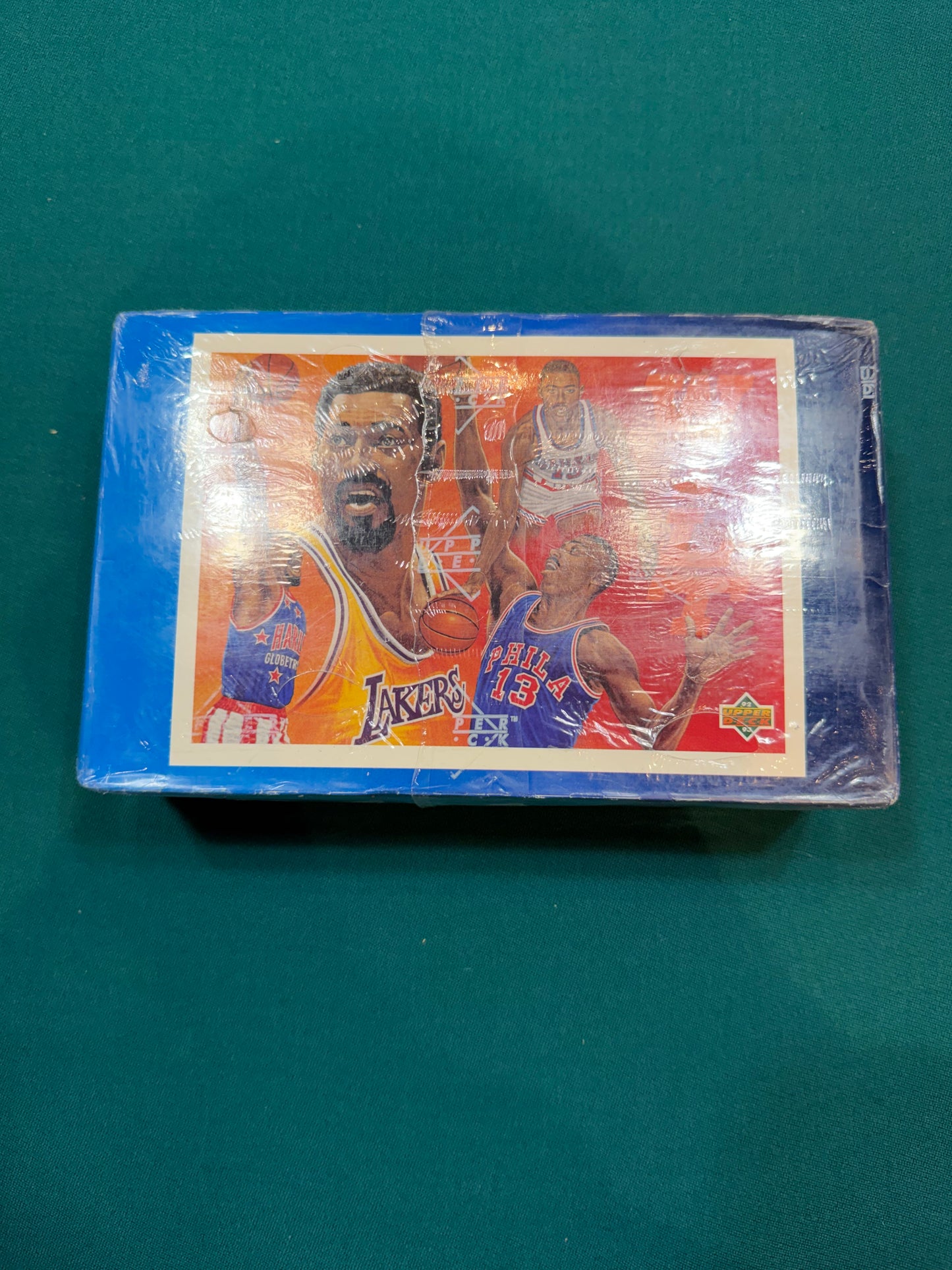1992/93 Upperdeck Basketball Hobby Box Low Series (36) packs per box. Factory Sealed!