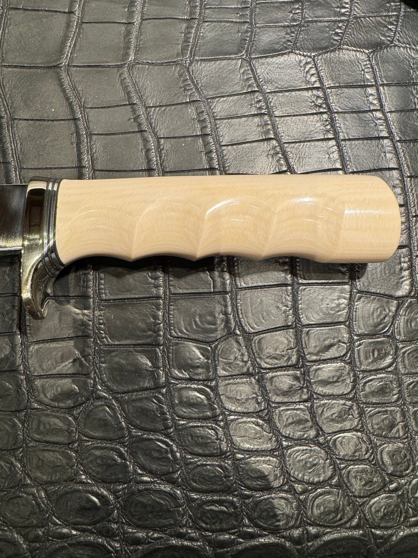 New Randall Combat Companion Knife Sawtooth Resin Ivory Finger Groove Handle