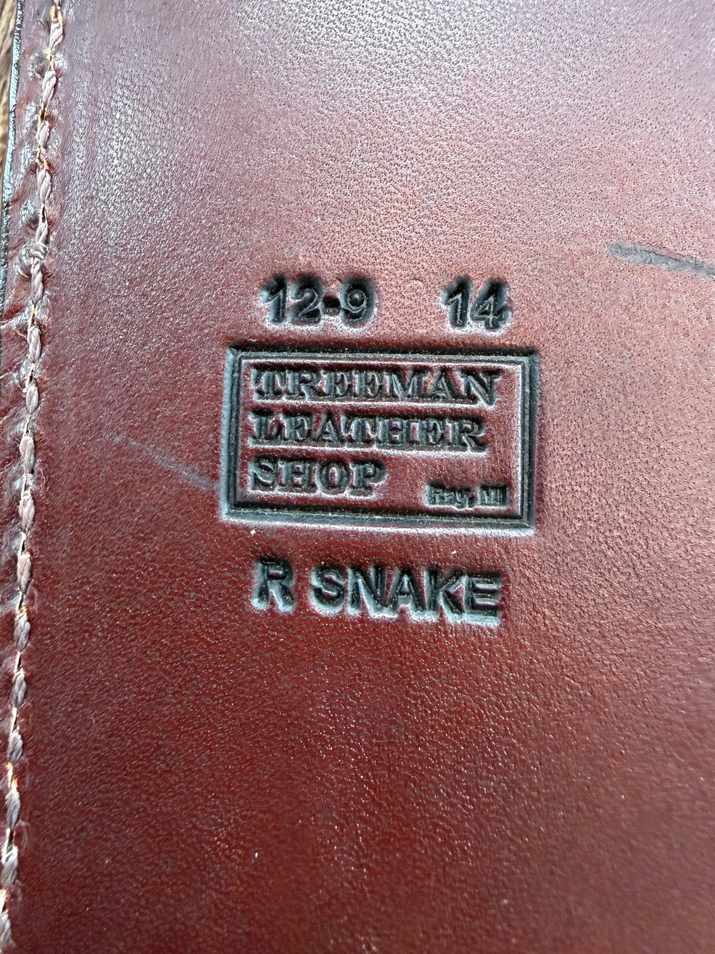 Randall Model 12-9 Sheath in Exotic Eastern Diamondback RattleSnake from Treeman Sheaths.