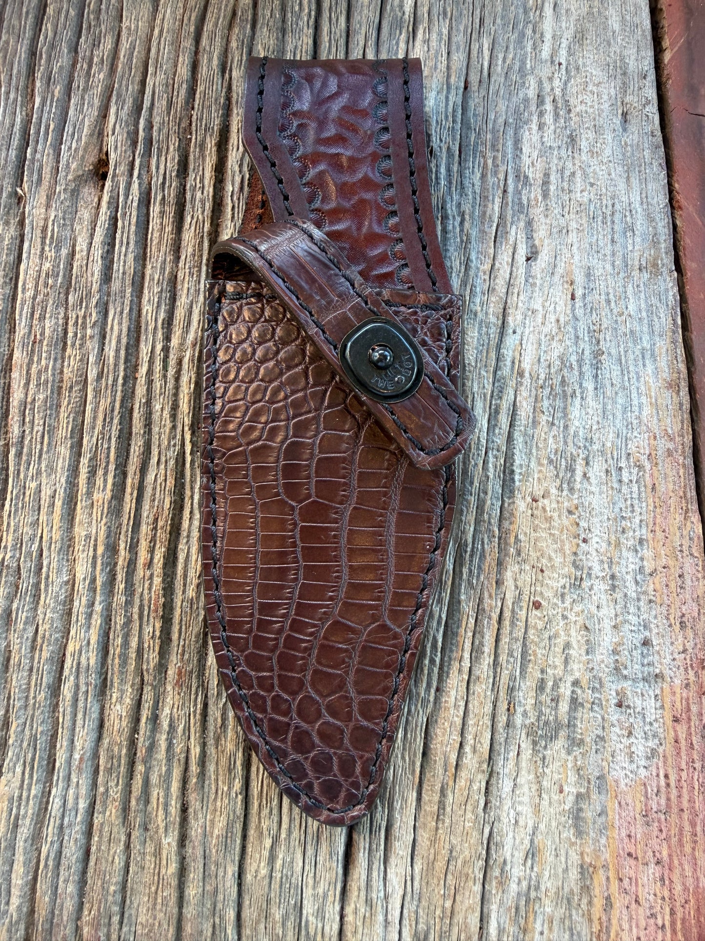 New Randall Model 19-5 Sheath in Exotic Dark Brown Crocodile from Treeman with the newest Black Canteen snap.