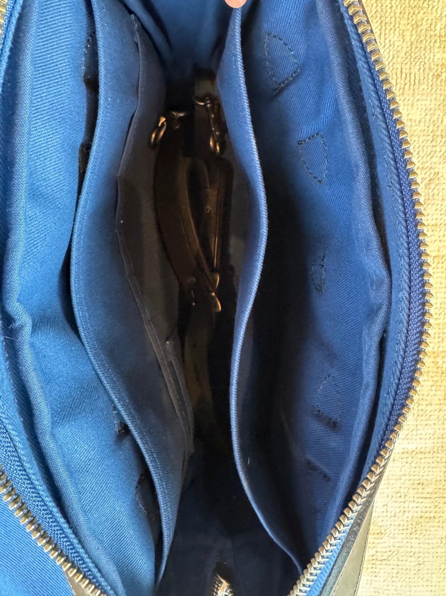 NWT Filson Rugged Twill Flag Blue Briefcase NWT Model # 20195528