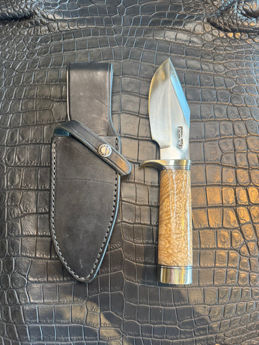 New in Paper Randall Model 19-5 in killer Musk Ox. Gorgeous all around Orange. Nickel Silver Single Hilt and butt Cap. SS, Brand New and Flawless