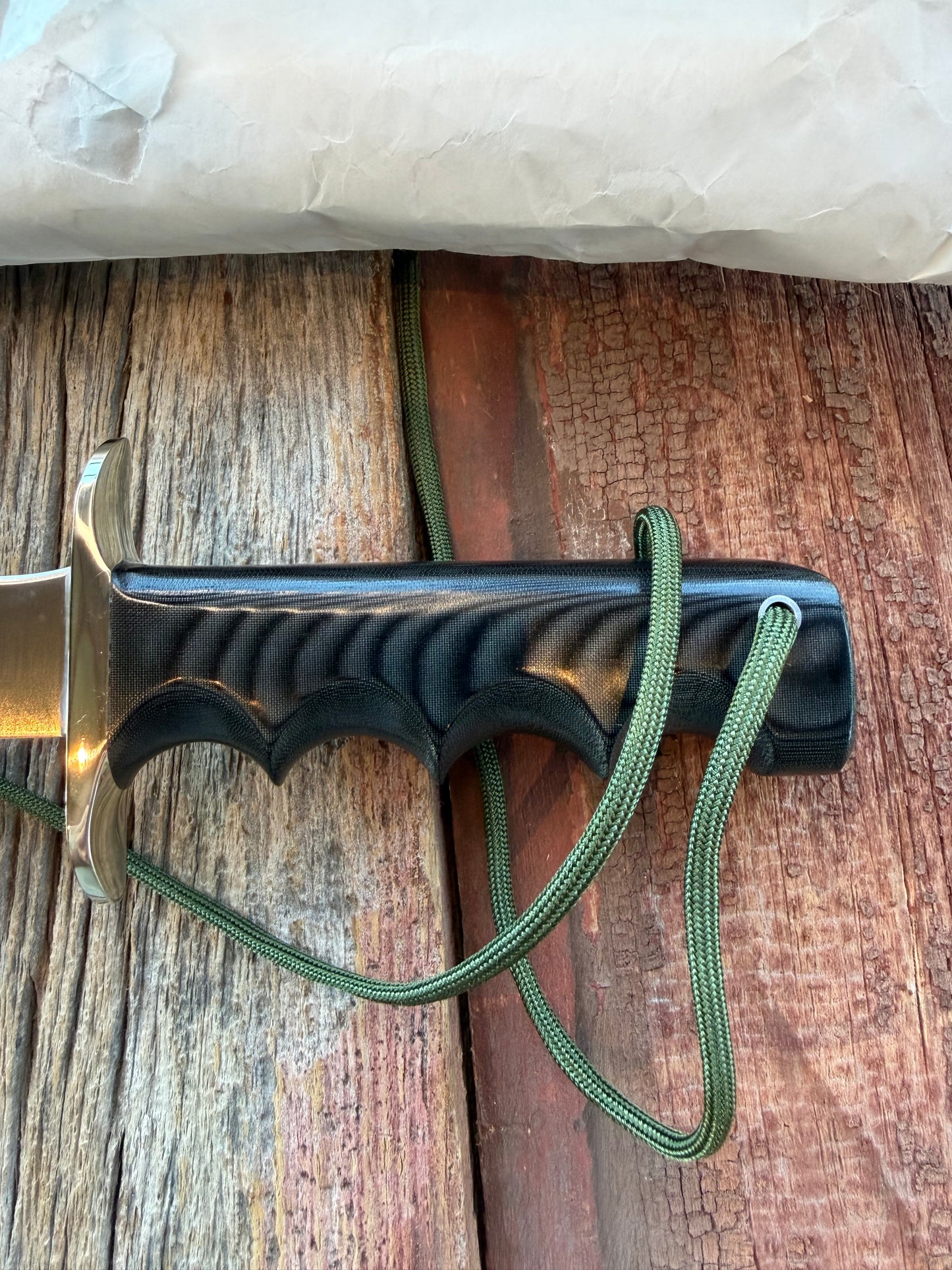 New in Paper Randall Model 16 SP#1 Special fighter with a Black Micarta handle. SS blade, Nickel silver hilt. Lanyard. Brown leather sheath.