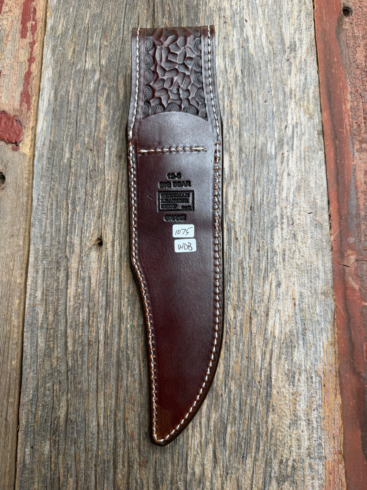 Randall Model 12-8 sheath with a Western Diamondback RattleSnake skin from Treeman Sheaths. Very dark skin and quite honestly the nicest one I’ve had in WDB.