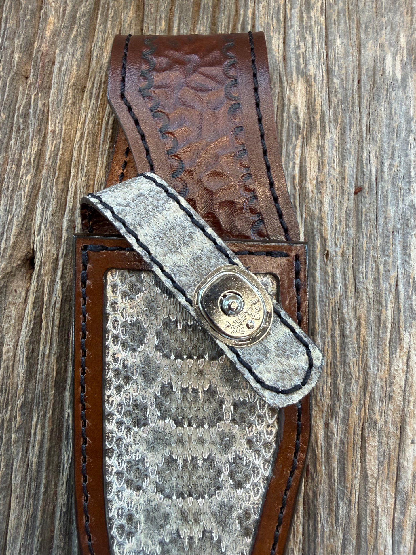 Randall Model 19-5  Sheath in Exotic Prairie RattleSnake from Treeman Sheaths. Tremendous colors on this one.