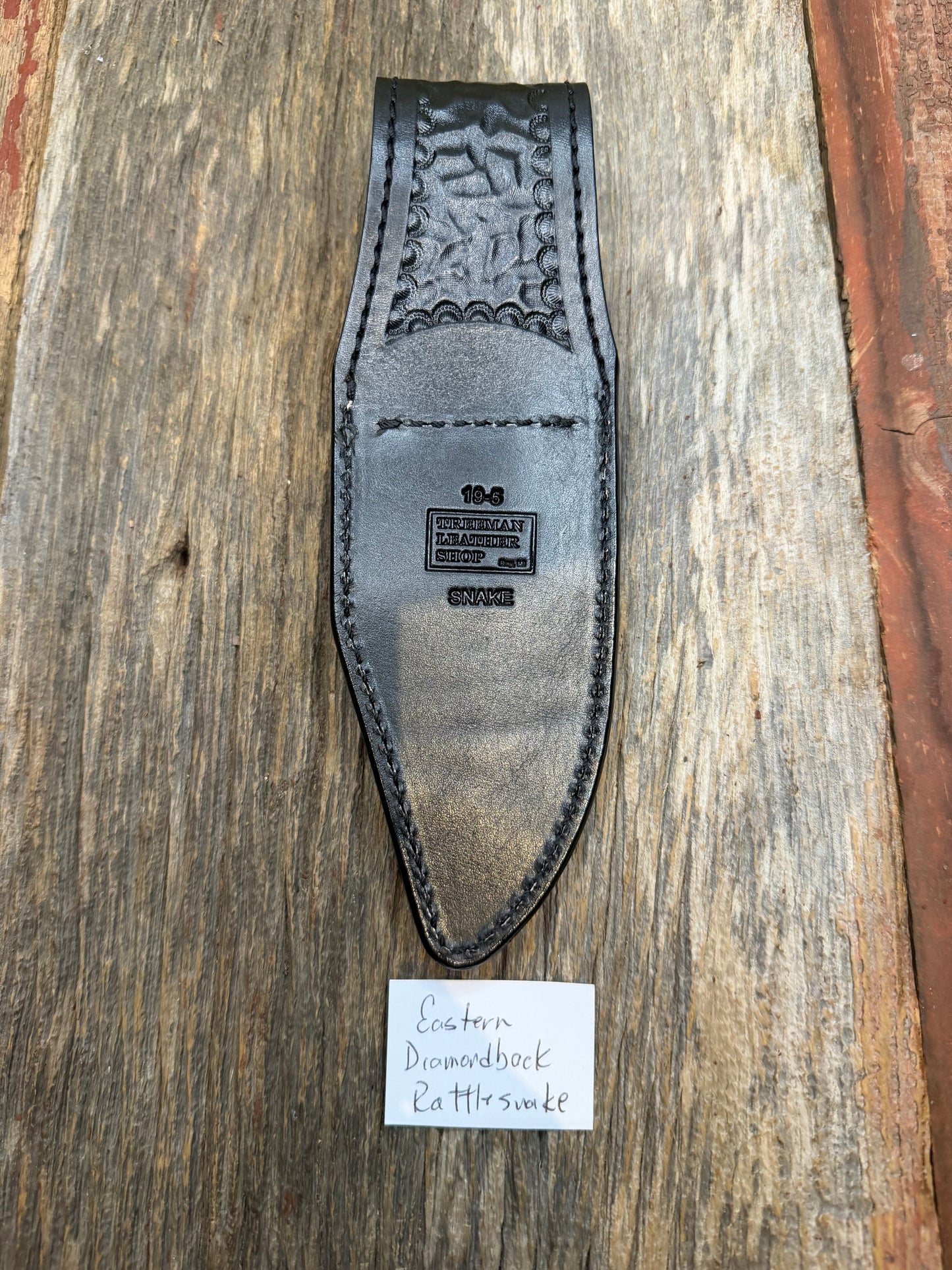 Randall Model 19-5  Sheath in Exotic Eastern Diamondback RattleSnake from Treeman Sheaths. Tremendous colors on this one.