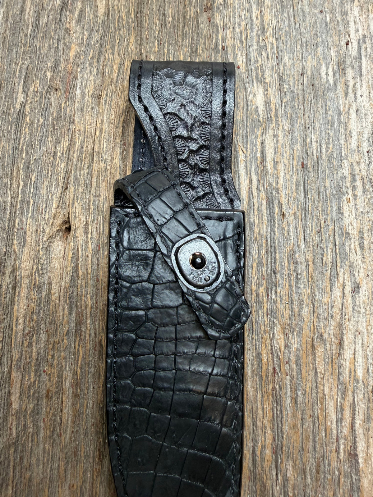 New Randall Model Combat Companion Sheath in Exotic Black Matte Crocodile from Treeman with the newest Black Canteen snap. Killer sheath.