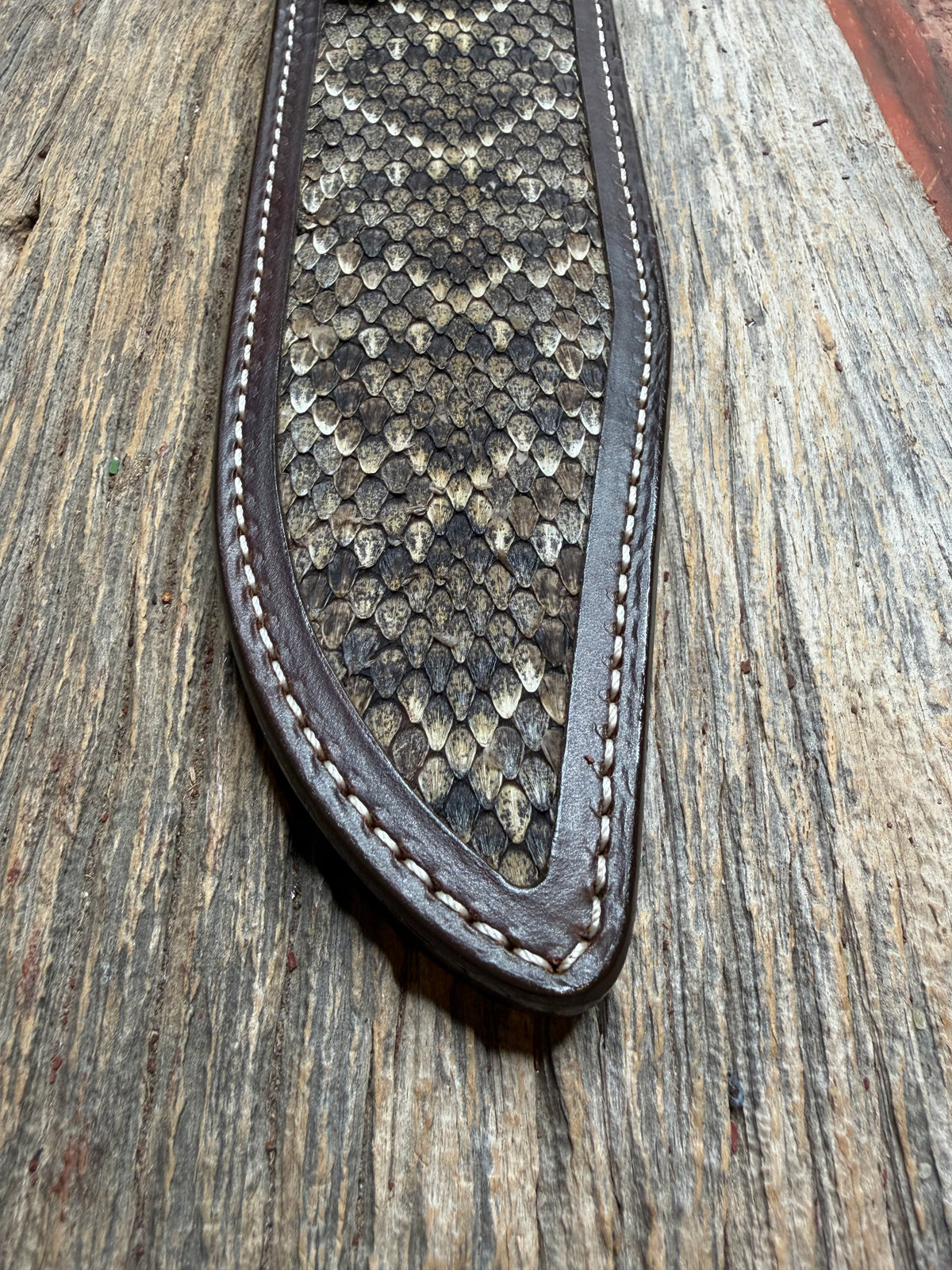Randall Model 12-9 sheath with a Western Diamondback RattleSnake skin from Treeman Sheaths. Very dark skin and quite honestly the nicest one I’ve had in WDB.