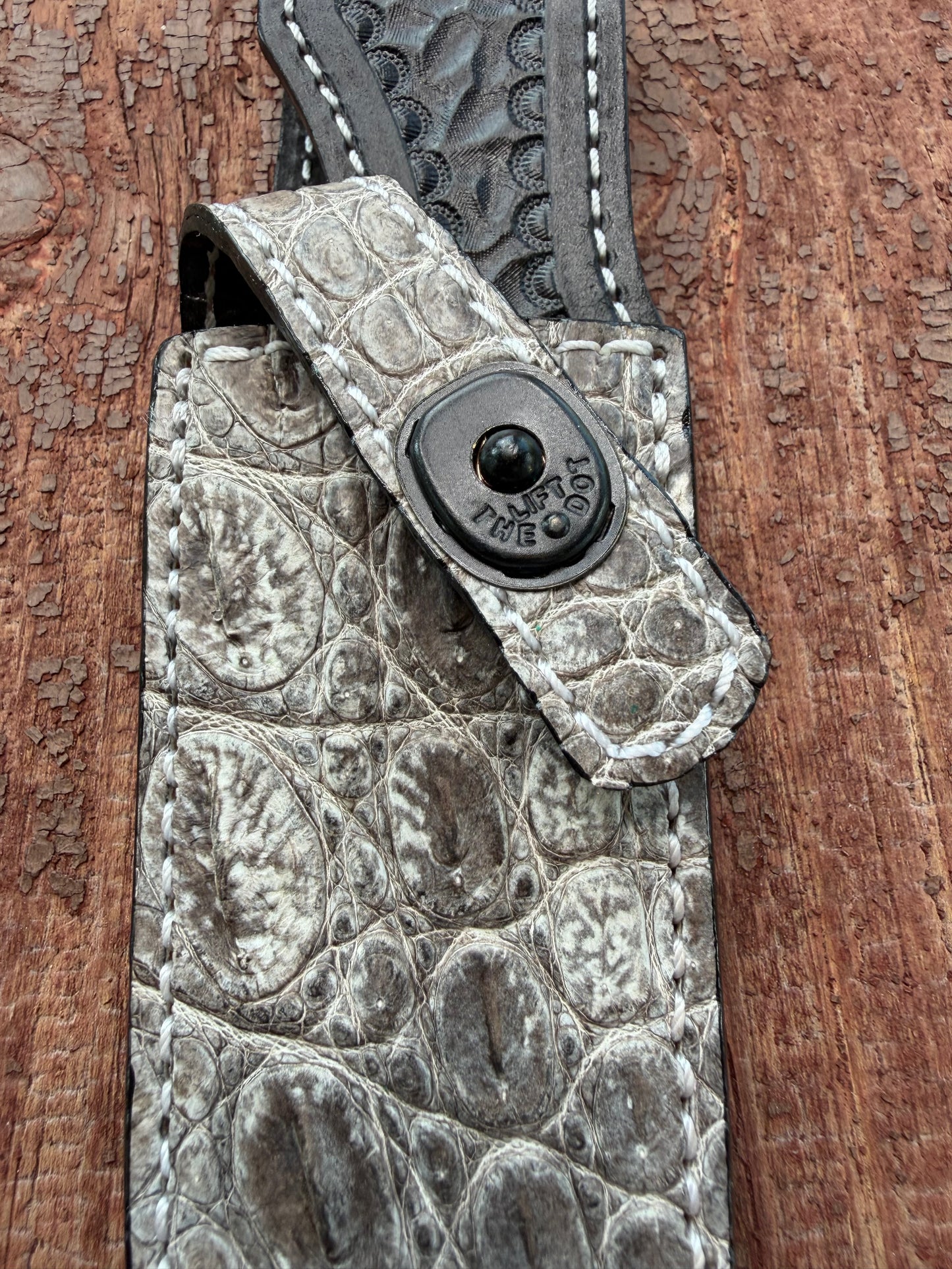 Randall Model 23 Exotic Natural Crocodile Sheath from Treeman.