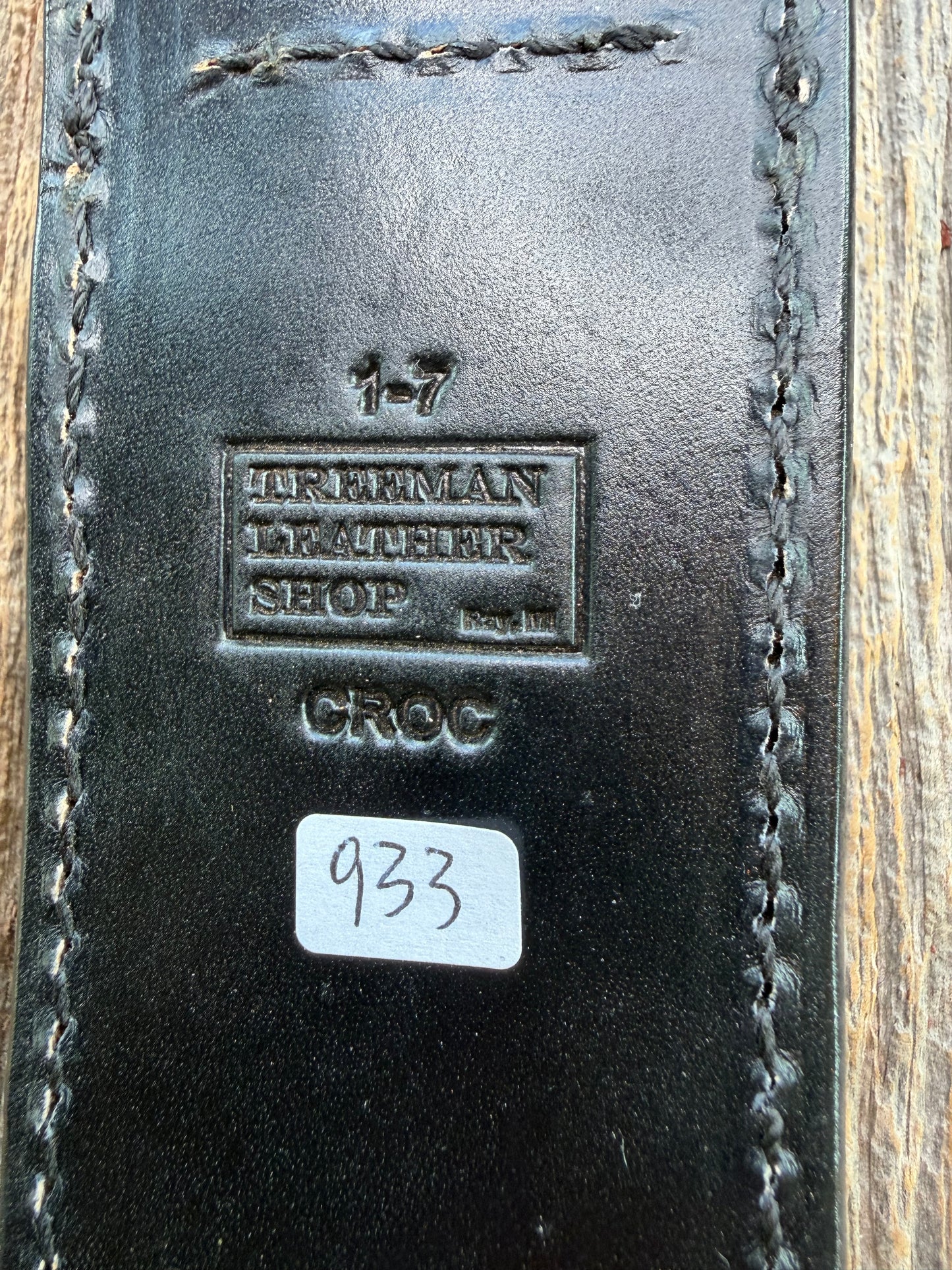 New Randall Model 1-7 Sheath in Exotic Black/Grey Matte Crocodile from Treeman with the newest Black Canteen snap.