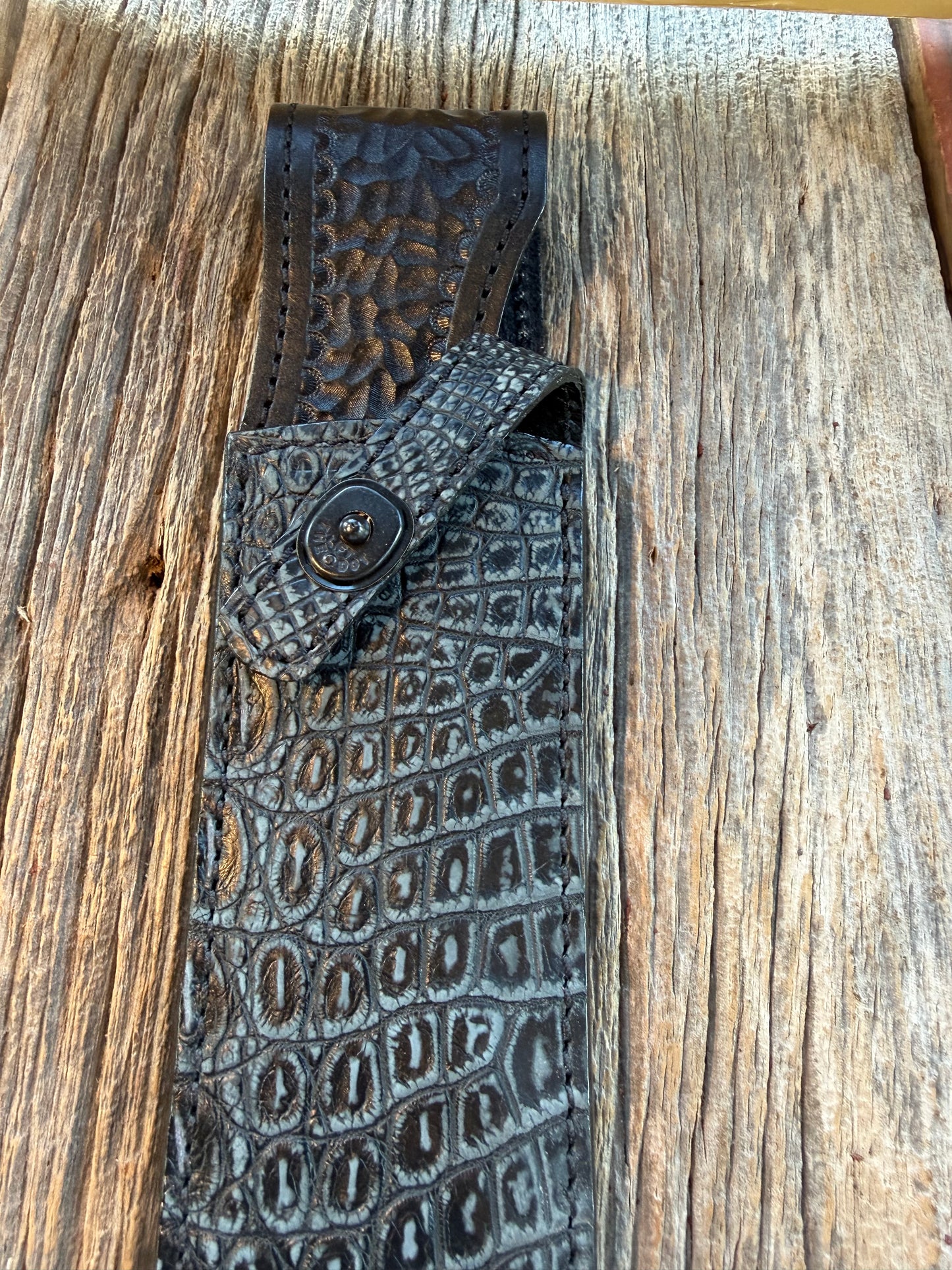 New Randall Model 12-9 Sheath in Exotic Black/Grey Matte Crocodile from Treeman with the newest Black Canteen snap.