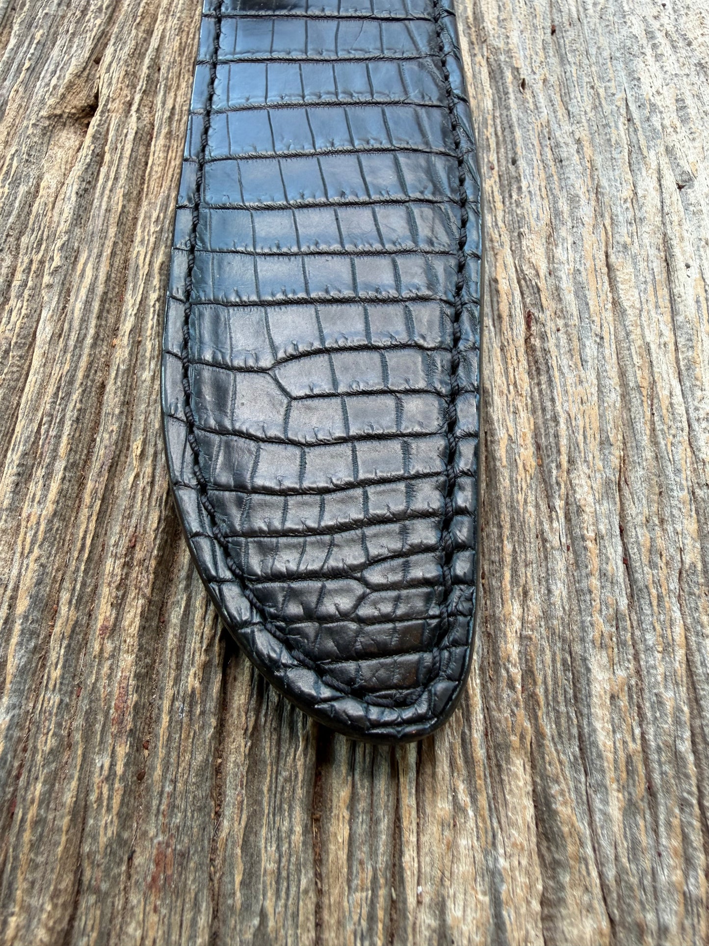 New Randall Model 1-8 Sheath in Exotic Black Matte Crocodile from Treeman with the newest Black Canteen snap. Killer sheath.