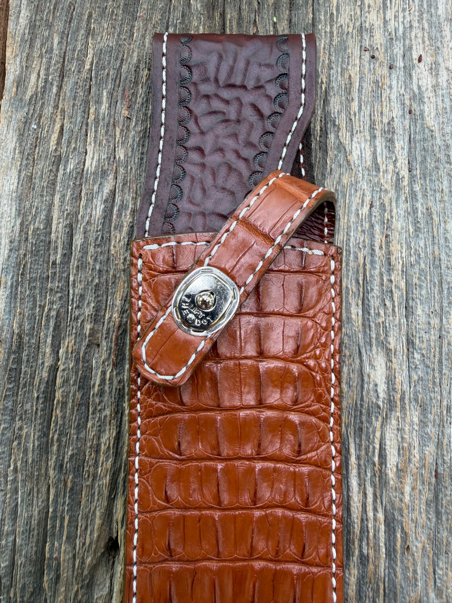 New Randall Model 12-11 Confederate Sheath in Exotic thick and textured Honey Crocodile skin ( Hornback) on brown leather from Treeman with a silver Canteen snap. Hand tooled belt loop. Killer sheath.