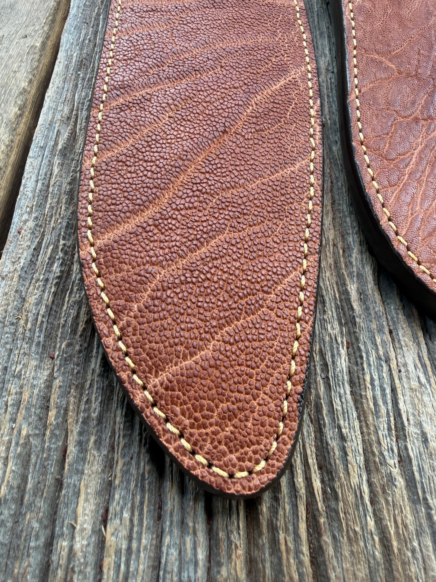 New Randall Model 12-11 Large Sasquatch and 12-8 Small Sasquatch Sheaths in Exotic thick and textured Rust colored Elephant hide on brown leather from Treeman with silver Canteen snaps. Hand tooled belt loop. Killer sheath. Selling as a pair…