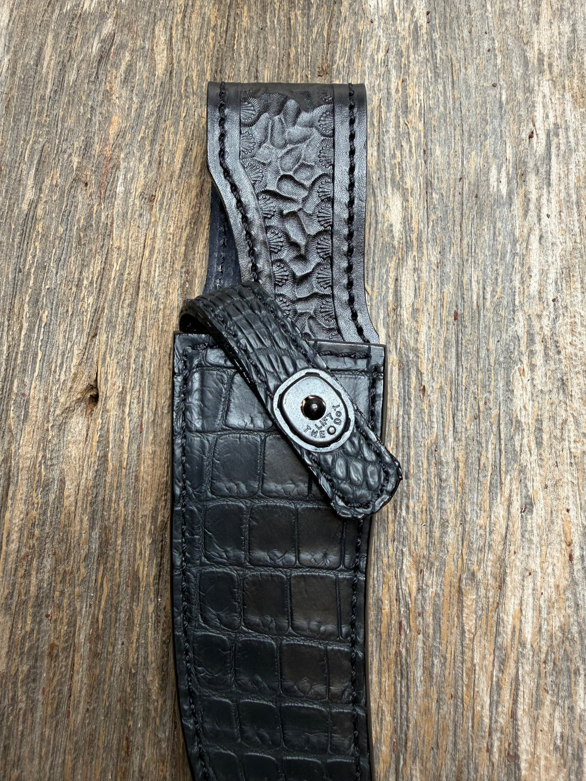 New Randall Model 27 Sheath in Exotic Black Matte Crocodile from Treeman with the newest Black Canteen snap. Killer sheath.