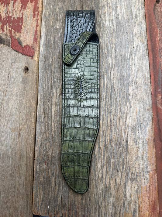 New Randall Model 12-11 Confederate Sheath in Exotic Army Green Matte Anus Crocodile from Treeman with the newest Black Canteen snap. Killer sheath.