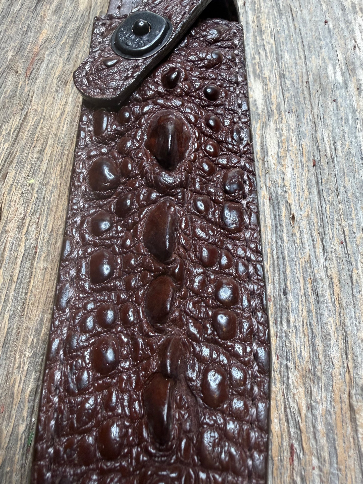 Randall Model 1-8 Sheath in Exotic Dark Brown Snapping Turtle by Treeman. Straight hilt and new black canteen snap… Spiked Dragon tail portion of the turtle.