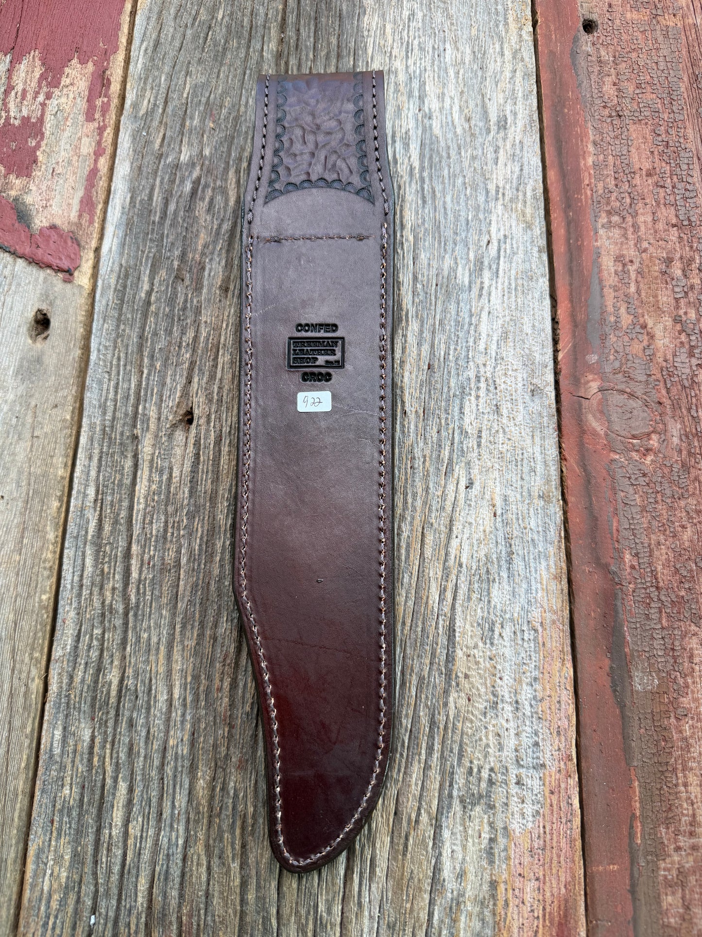New Randall Model 12-11 Confederate Sheath in Exotic Chocolate Brown Matte Crocodile Tail from Treeman with the newest Black Canteen snap. Killer sheath.