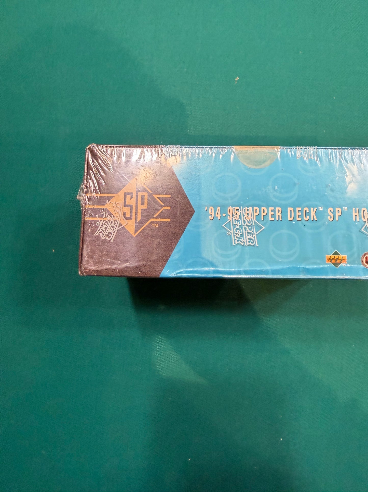 1994/95 UPPER DECK SP NHL HOCKEY TRADING CARDS HOBBY BOX 32 PACKS NEW SEALED
