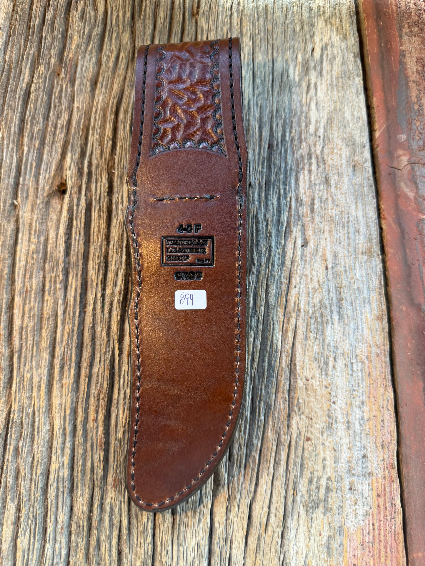 New Randall Model 4-6F Sheath in Exotic Tan Matte Anus Crocodile from Treeman with the newest Black Canteen snap. (Copy)